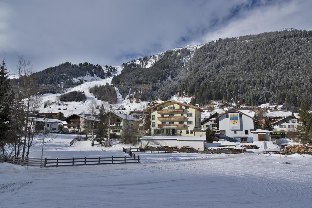 Hotel Garni Europa Sankt Anton am Arlberg Bagian luar foto