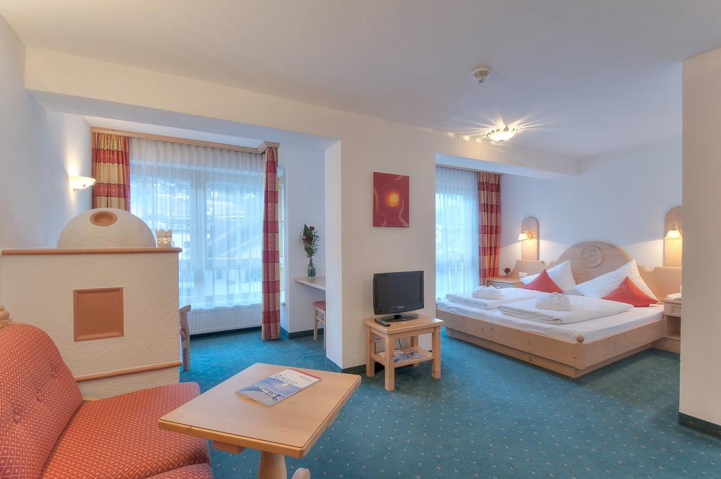 Hotel Garni Europa Sankt Anton am Arlberg Ruang foto