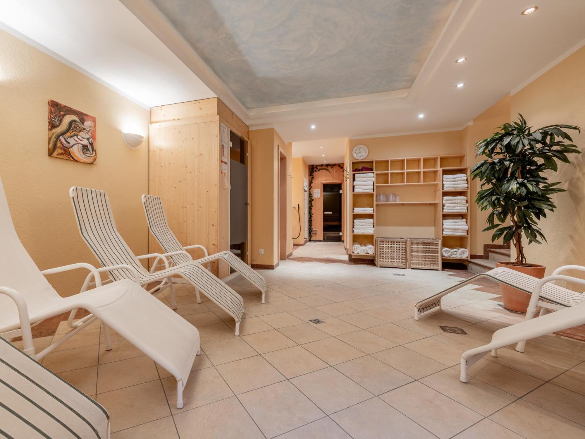 Hotel Garni Europa Sankt Anton am Arlberg Bagian luar foto